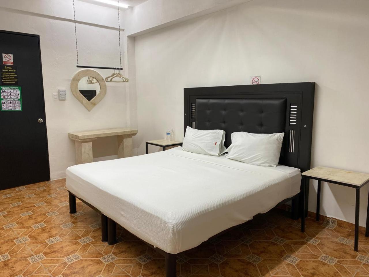 Hotel La Catedral מרידה מראה חיצוני תמונה